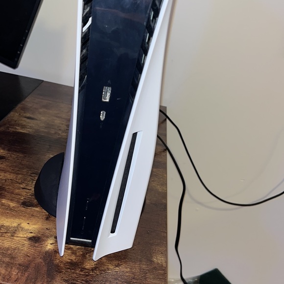 PlayStation 5 Disc Edition - Picture 10 of 12